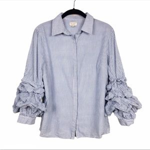 Daniel Cremieux button down pin striped shirt. Medium